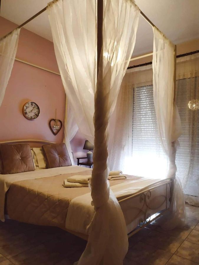 Old City Apartment Volos Luaran gambar